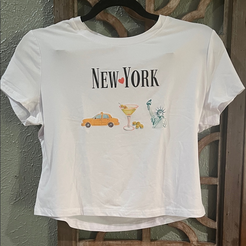SHEIN New York Cropped Tee
